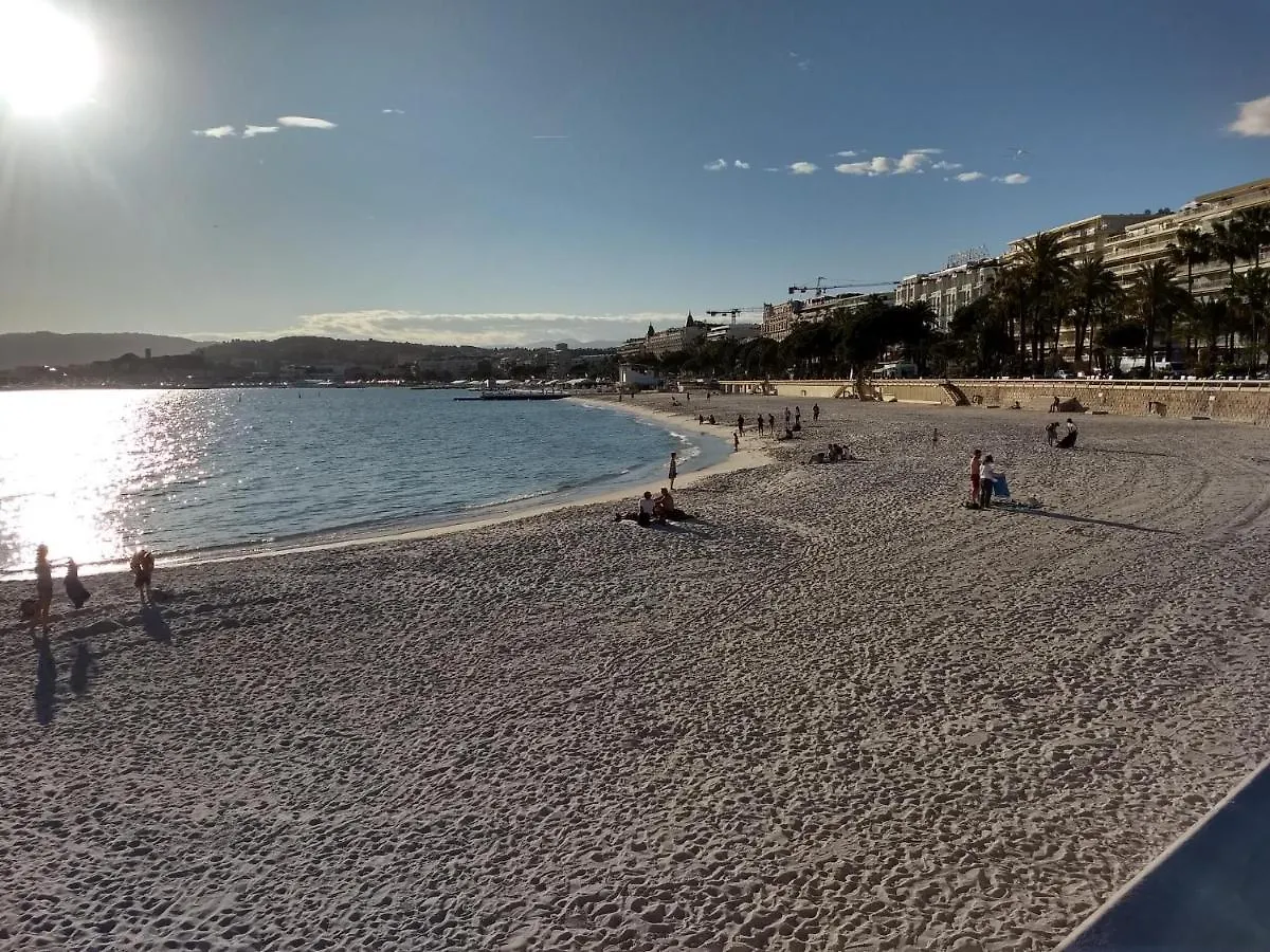 Le Corsaire Place De L'Etang Apartment Cannes 0*,