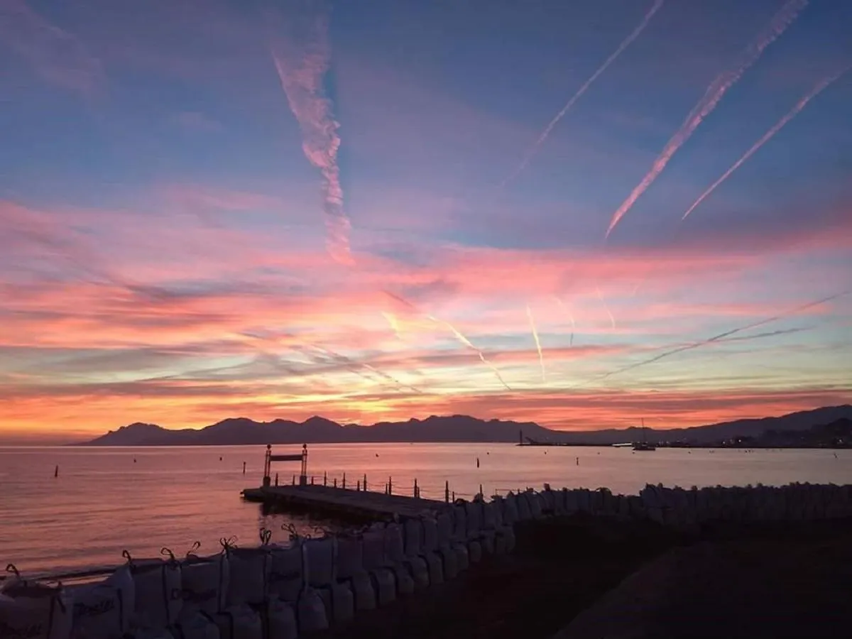 Le Corsaire Place De L'Etang Διαμέρισμα Κάννες 0*,  Γαλλία